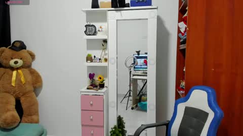 Cynthia online show from 04/13/26, 12:10