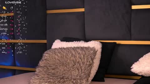 Ivy online show from 01/07/25, 03:57