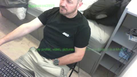 Chris online show from 04/13/26, 07:47