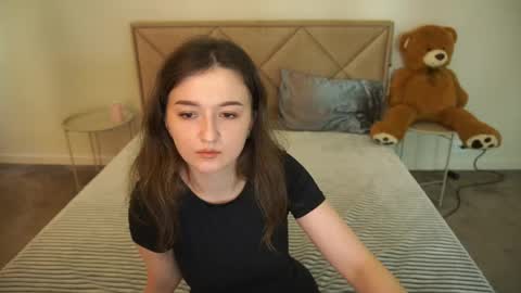 Cyrena online show from 05/27/26, 05:48