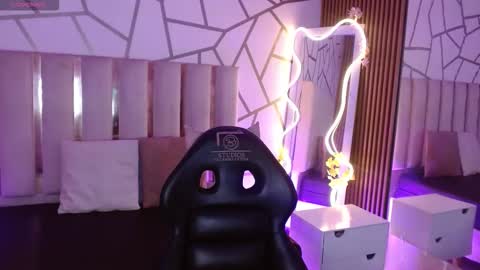 cyrus_tay online show from 03/24/26, 12:21