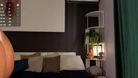 Isabella online show from 01/22/25, 07:14