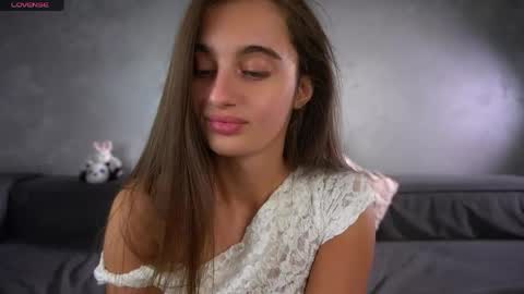Isabella online show from 05/19/26, 01:00