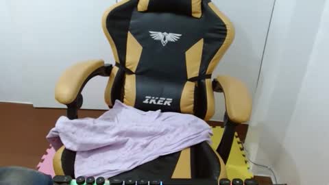 czarina69 online show from 10/21/25, 07:03