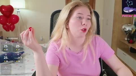 Donna online show from 02/13/25, 10:22