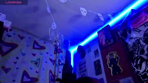 d3m0ny0_0 online show from 10/15/25, 06:02