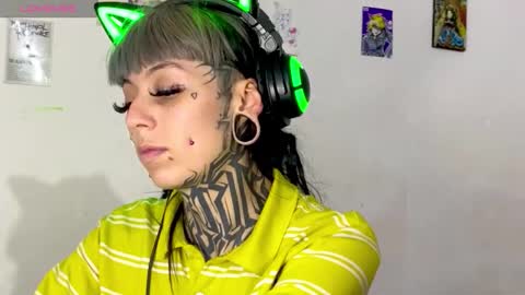 d3m0ny0_0 online show from 03/28/26, 06:57