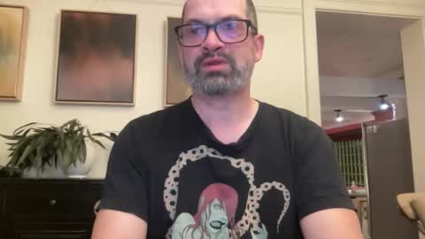 Snapshot of d4ddy858 chatting on 12/15/25, 02:05 d4ddy858 online show from 12/15/25, 02:05