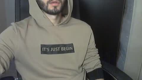 Dolce online show from 11/08/25, 10:37