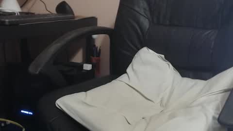 Snapshot of d_alex_lover chatting on 09/11/25, 01:33 d_alex_lover online show from 09/11/25, 01:33