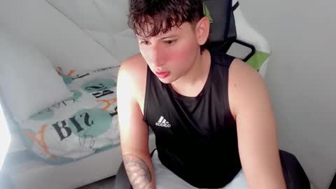 Snapshot of d_moneyy_ chatting on 01/09/26, 06:21 teddy online show from 01/09/26, 06:21