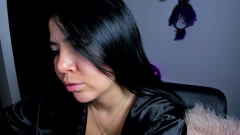 Snapshot of daahanna_ chatting on 01/22/25, 07:46 Ailyn online show from 01/22/25, 07:46