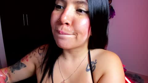 Ailyn  online show from 01/23/25, 03:26