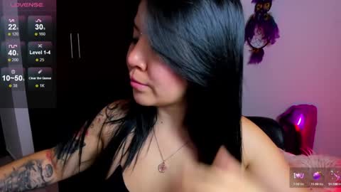 Snapshot of daahanna_ chatting on 01/24/25, 10:08 Ailyn online show from 01/24/25, 10:08