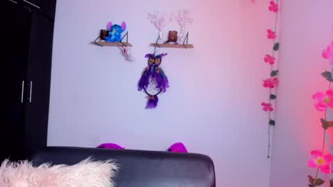 Snapshot of daahanna_ chatting on 01/30/25, 04:58 Ailyn online show from 01/30/25, 04:58