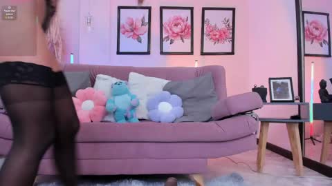 Daniela  online show from 06/05/26, 12:00