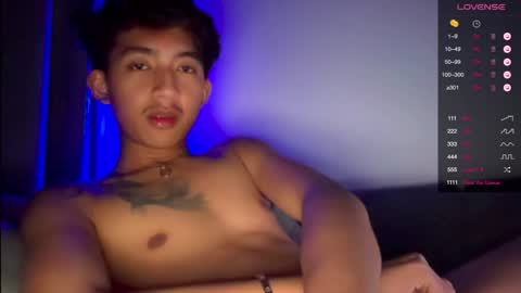   online show from 01/21/25, 03:32