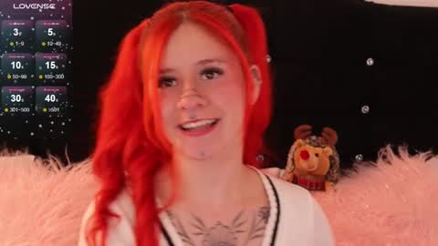 Snapshot of daarlene chatting on 02/18/25, 07:41 Darlene online show from 02/18/25, 07:41