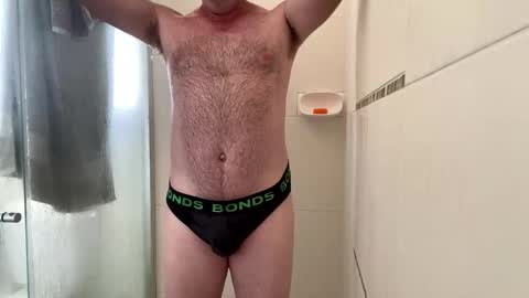 Snapshot of dad45bod chatting on 09/19/25, 05:53 dad45bod online show from 09/19/25, 05:53
