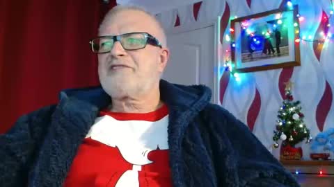 Brian ... online show from 12/22/25, 09:01