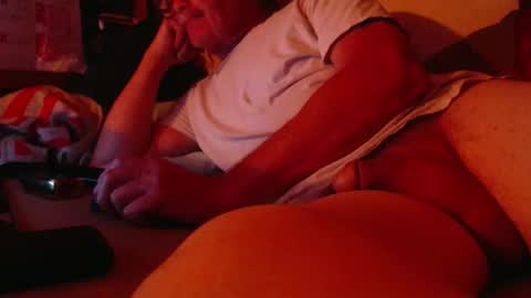 Snapshot of daddiesmonstercock chatting on 11/06/25, 02:12 daddiesmonstercock online show from 11/06/25, 02:12