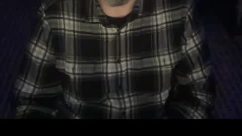 Snapshot of daddnextdoor chatting on 01/23/25, 02:55 daddnextdoor online show from 01/23/25, 02:55