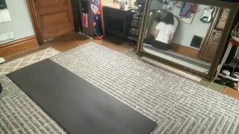 Snapshot of daddnextdoor chatting on 09/29/25, 08:13 daddnextdoor online show from 09/29/25, 08:13