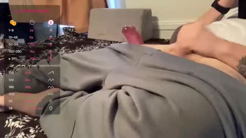 Snapshot of daddycock211987 chatting on 02/02/25, 07:04 DaddyCock211987 online show from 02/02/25, 07:04