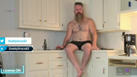 Snapshot of daddydraco82 chatting on 07/12/26, 04:42 Daddy Draco online show from 07/12/26, 04:42