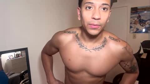 Snapshot of daddyfit95 chatting on 06/05/26, 03:02 daddyfit95 online show from 06/05/26, 03:02