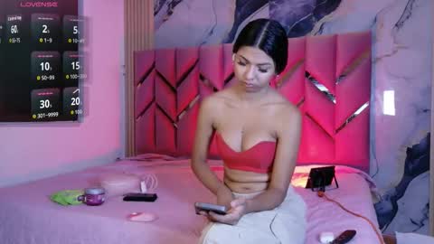 JAZMIN online show from 12/17/25, 07:42