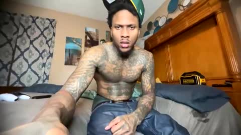 sexy tatted king bbc online show from 11/05/25, 03:39