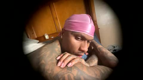 sexy tatted king bbc online show from 05/19/26, 11:44