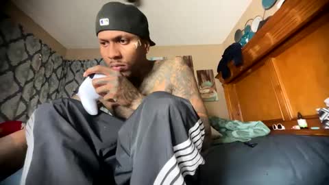 sexy tatted king bbc online show from 05/27/26, 08:50