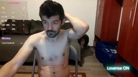 Snapshot of daddynextdoor86 chatting on 06/18/26, 11:31 daddynextdoor86 online show from 06/18/26, 11:31