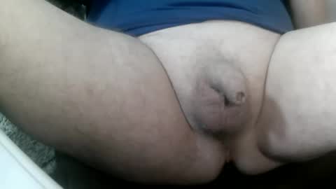 Snapshot of daddysmalls_55 chatting on 01/10/25, 07:43 daddysmalls online show from 01/10/25, 07:43