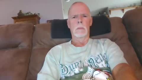 Snapshot of daddysmk chatting on 09/24/25, 04:54 daddysmk online show from 09/24/25, 04:54