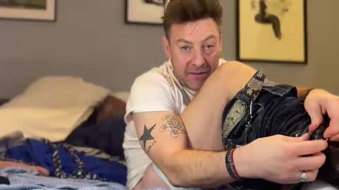 daddyswede23 online show from 04/18/26, 01:42