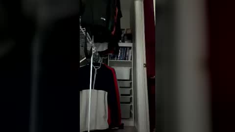 daddyytwink online show from 06/11/26, 05:33