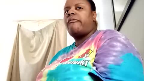 DadeesQTPie online show from 02/09/26, 02:54