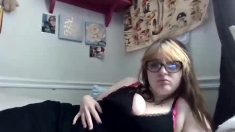 dadsdoll2 online show from 03/23/26, 02:10