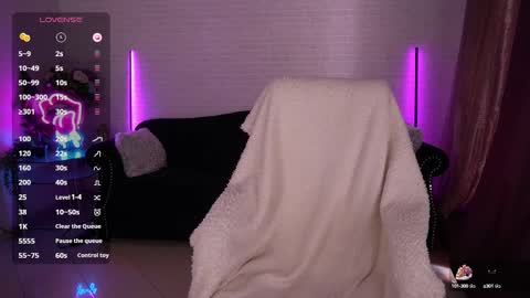 Snapshot of daenerys_daen chatting on 03/07/25, 10:35 daenerys_daen online show from 03/07/25, 10:35