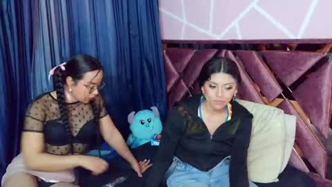 Snapshot of dafna_and_chriss chatting on 06/22/26, 02:35 dafna lorens online show from 06/22/26, 02:35
