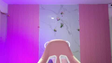 Dafne  online show from 06/06/26, 10:09