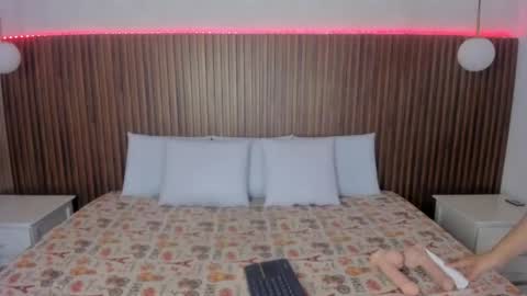 dafne_evaans online show from 05/24/26, 11:48