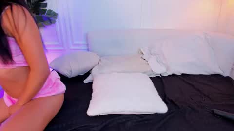 Snapshot of dafne_hillss chatting on 10/29/25, 01:02 dafne_hillss online show from 10/29/25, 01:02