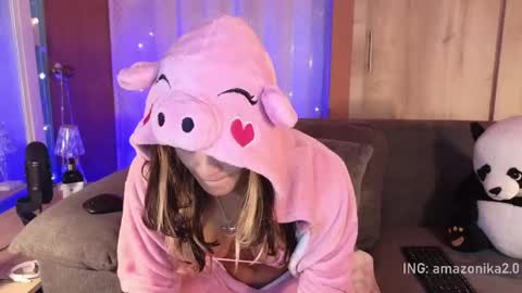 LORENA  online show from 05/24/26, 02:11