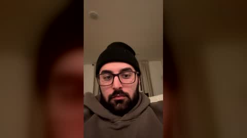 Snapshot of dagreekgod88 chatting on 01/18/26, 11:08 DaGreekGod online show from 01/18/26, 11:08