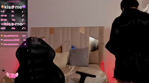 dahia  online show from 02/13/25, 09:30