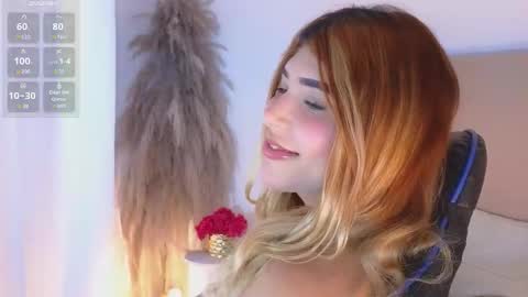 Dahiana online show from 11/24/25, 08:41